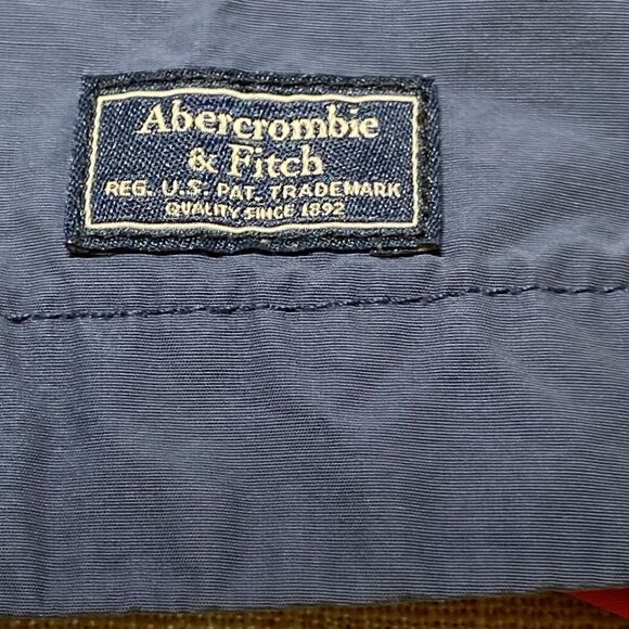 Abercrombie & Fitch Hooded Windbreaker jacket S - Picture 9 of 9